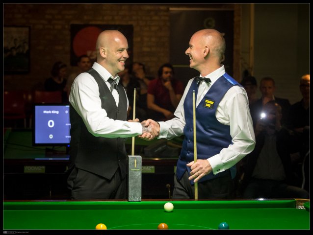 20150510-_MG_4931_(Mark King, Peter Ebdon)